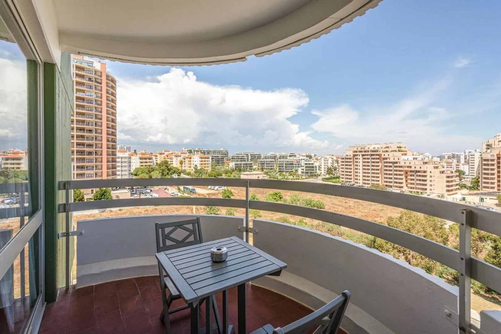 Tac - Oasis 7 - Seaviews contacts